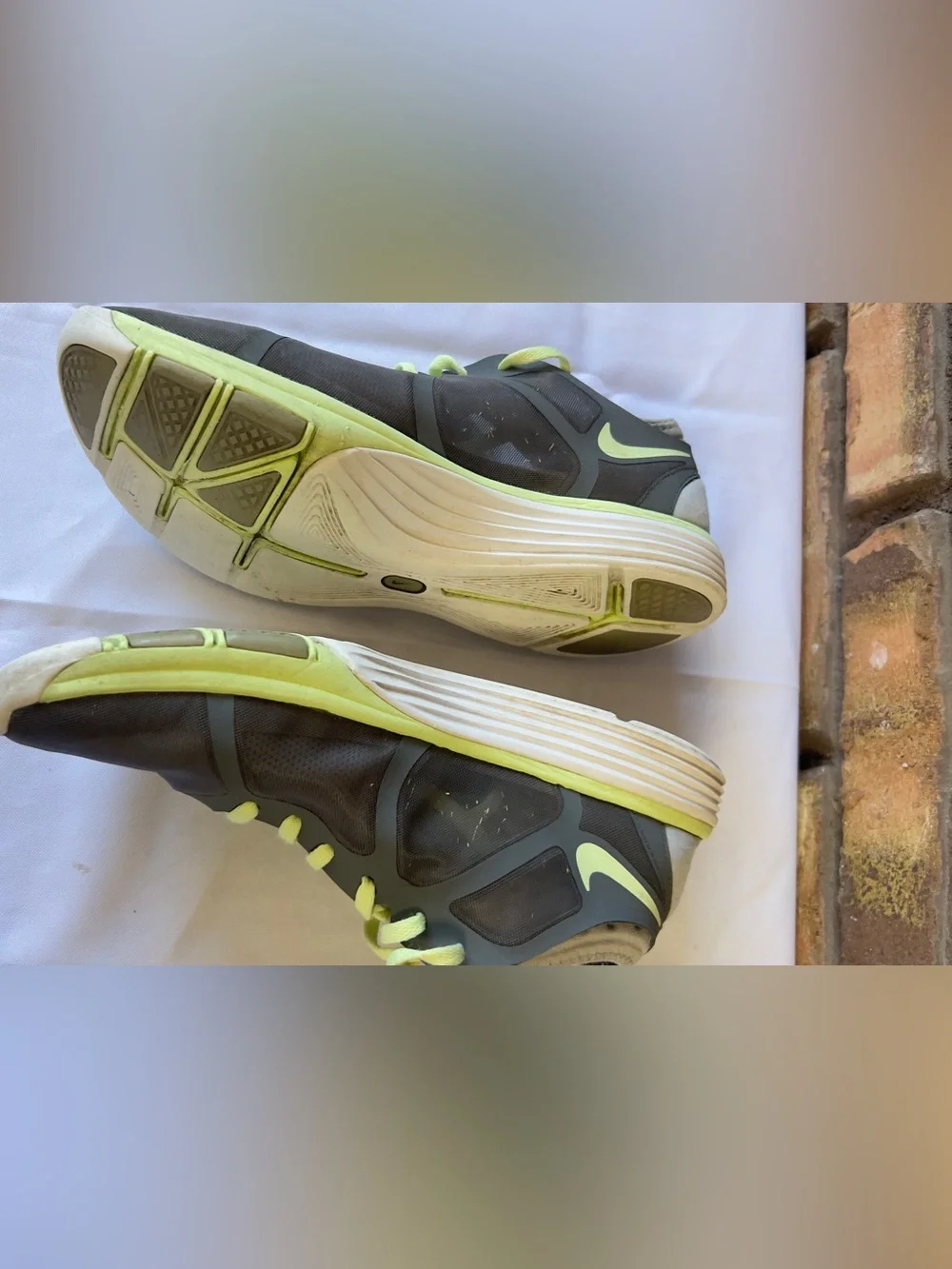 Nike Men’s Gray and Neon Yellow Athletic Sneakers